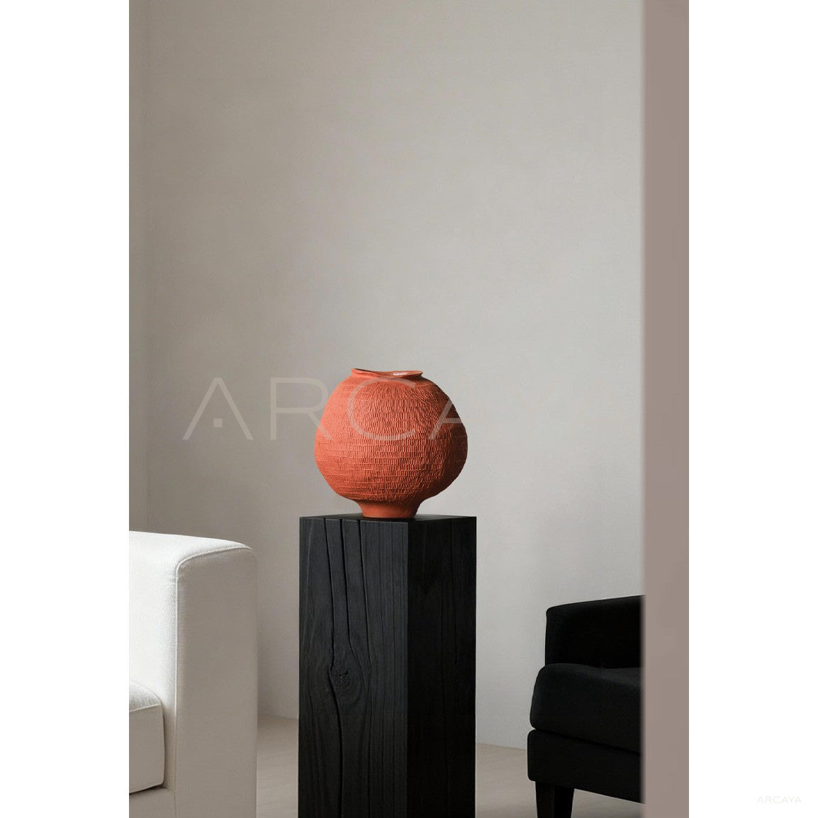 Red Ceramic Wedding Vase in detail