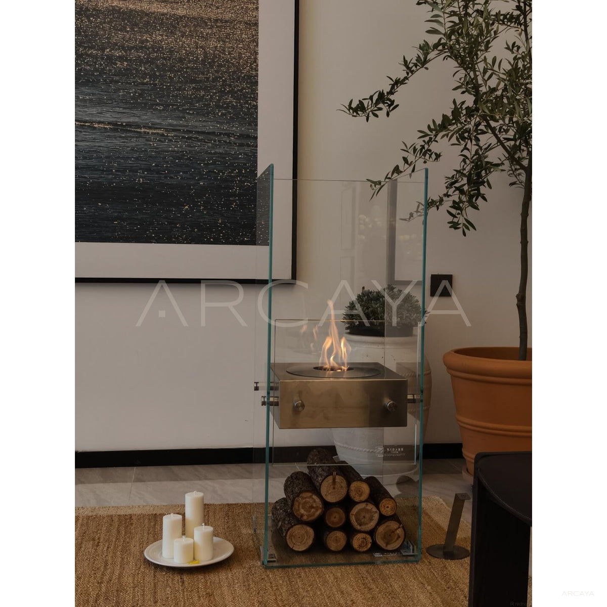 Home Fireplace Warm Romantic in detail