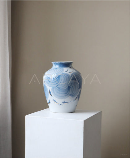 Jingdezhen Blue White Jar Vase Vintage - scene