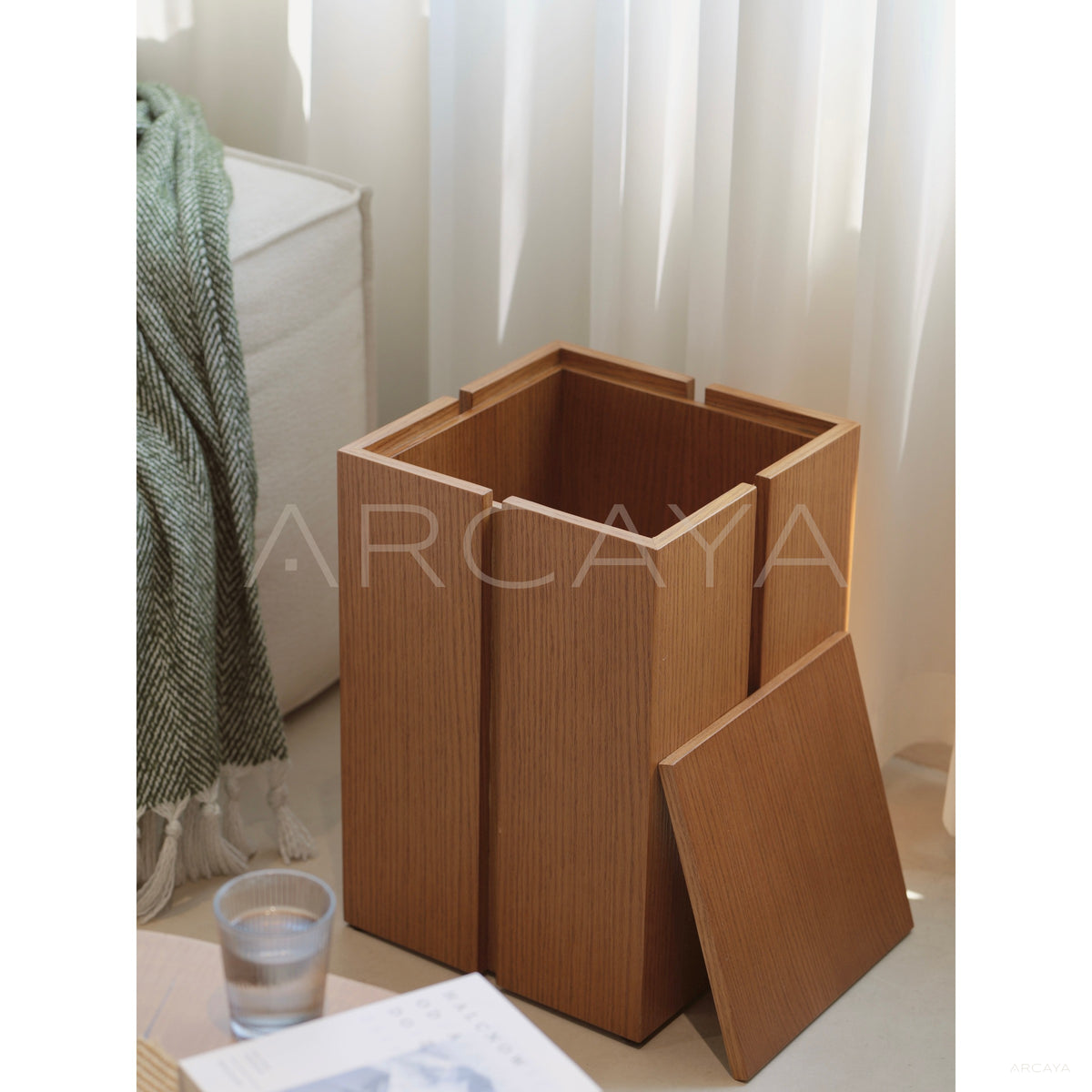 Dio Fangcun Side Table in detail
