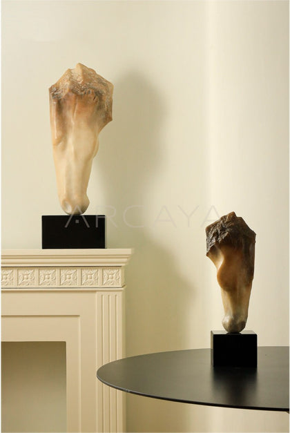 Horse Ornament Entryway - scene