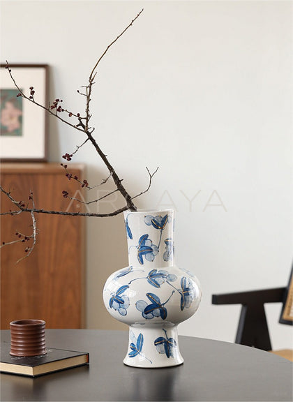 Chinese Blue White Wide Mouth Entryway Vase - scene