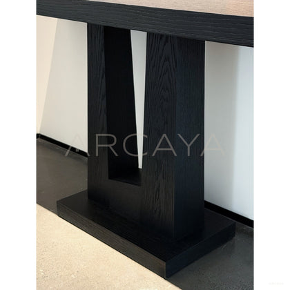 Quiet Entryway Console - scene