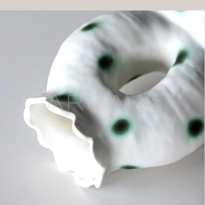 Dadan Hand Pinched Hollow Green Dot Vase - scene