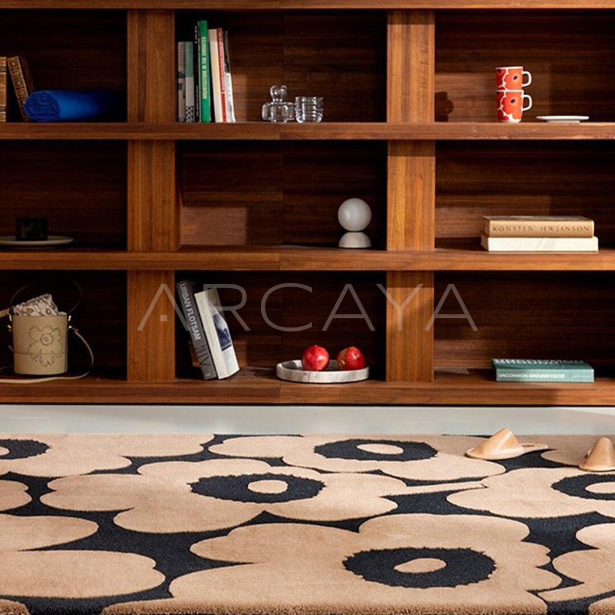 Classic Poppy Flower Rug in detail
