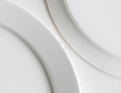 Sunxun Collab Minimalist White Porcelain Plate - scene