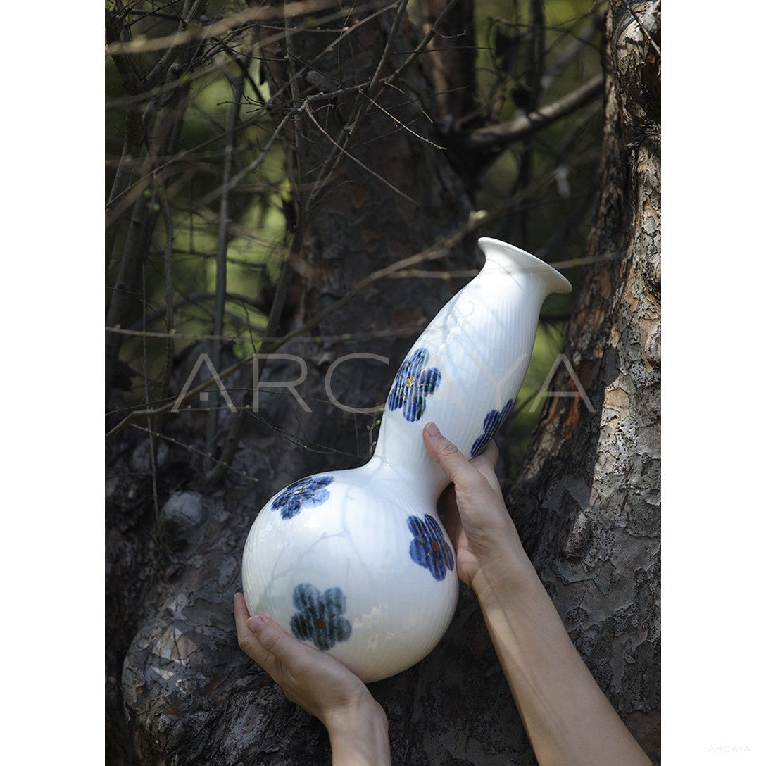 Jingdezhen Ceramic Jar Vase Hydroponic in detail