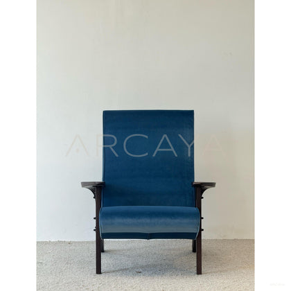 Gilda Armchair - scene
