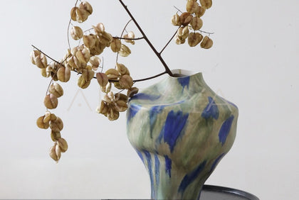 Jingdezhen Wabi Sabi Jar Vase - scene