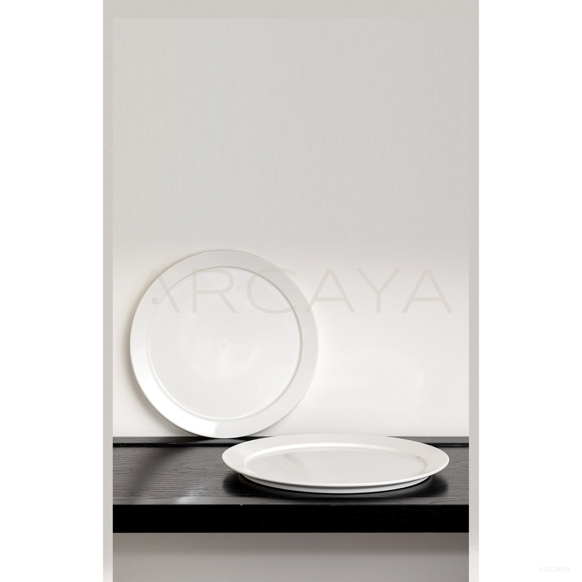 Minimalist White Porcelain Plate in detail