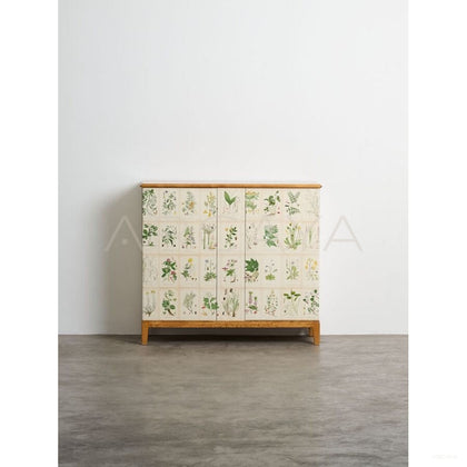 Yiduo Painted Panel Cabinet - scene