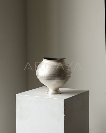 Dadan Handmade Silver Glaze Vase Living Room - scene