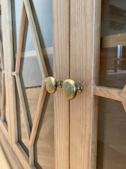Natural Style Solid Wood Chest Of Drawers - detail