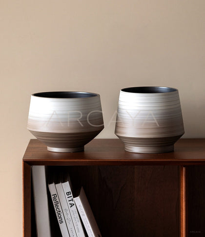 Wabi Sabi Swirl Gradient Ceramic Vase - scene