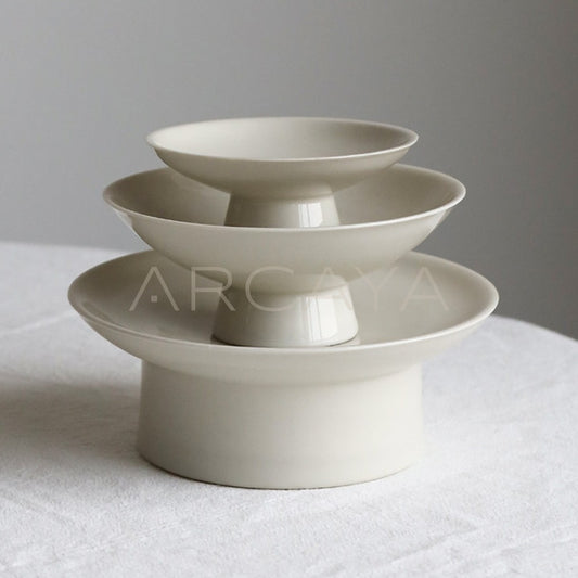 Sunxun Collab Footed Tea Snack Plate - main