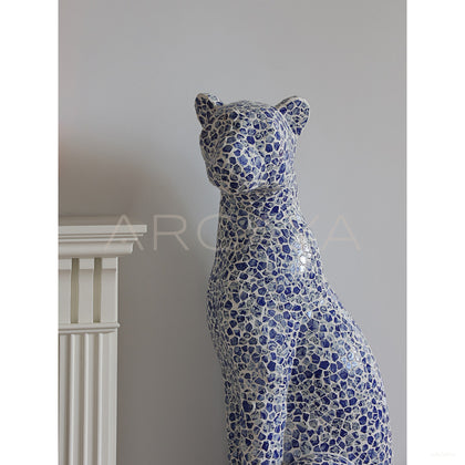 Lucky Leopard Sculpture - scene