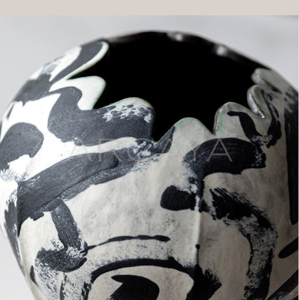 Dadan Hand Painted Ink Wash Vase - scene