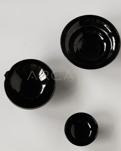 Amu Collab Black Gold Porcelain Bowl - scene