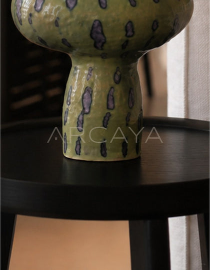 Dadan Speckled Ceramic Vase Hotel - scene