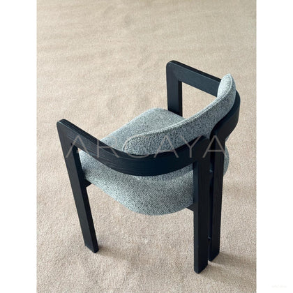 Life Feel Chair - scene