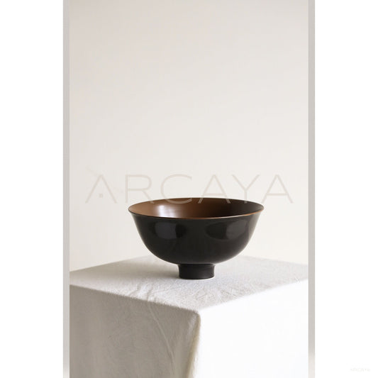 Handmade Two Tone Glaze Footed Rice Bowl - scene