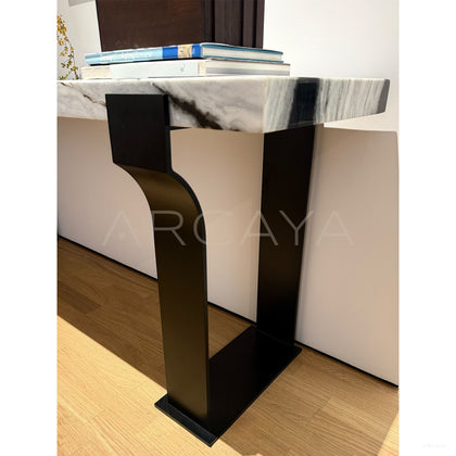 Black White Textured Entryway Table - scene