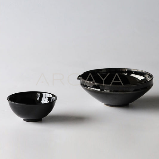 Amu Collab Black Gold Porcelain Bowl - main