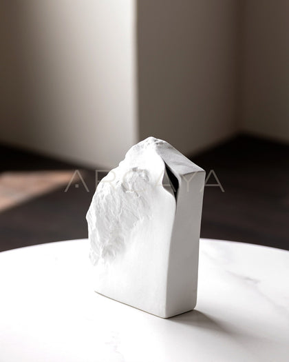 Black White Rock Texture Ceramic Vase - scene