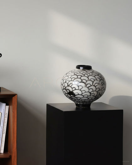 Wabi Sabi Jingdezhen Handmade Ceramic Jar - scene