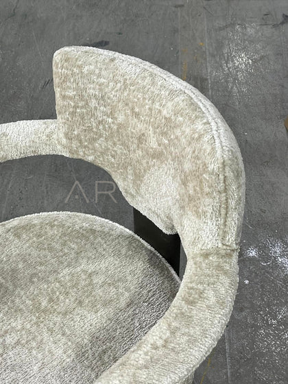 Minimalist Single Lounge Dining Chair - detail