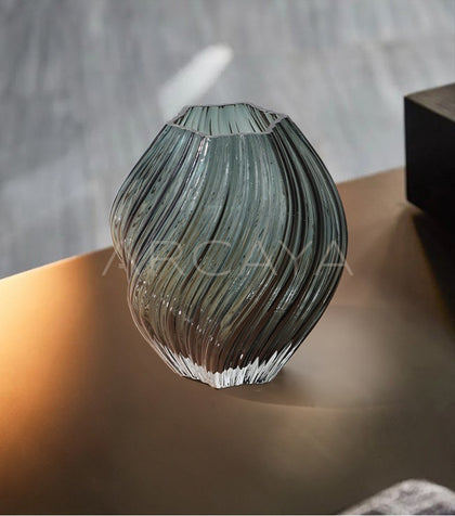 Clear Glass Hydroponic Vase - scene