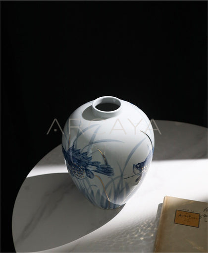 Blue White Porcelain Hydroponic Vase - scene