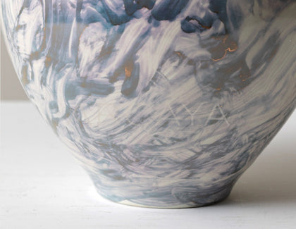 Twisted Glaze Blurred Ceramic Vase - scene