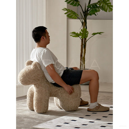 Pony Chair - scene