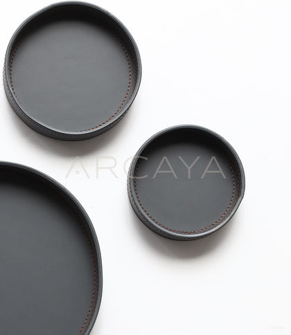 Handmade Leather Round Storage Tray - scene