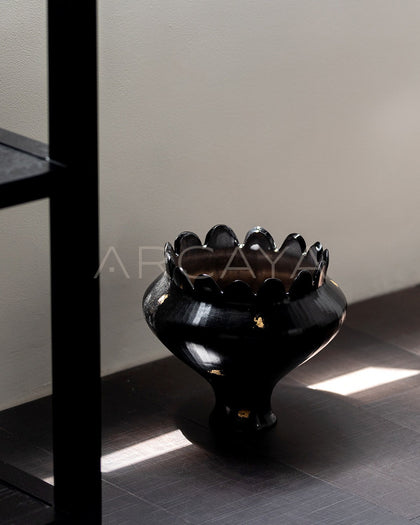 Dadan Black Flower Mouth Ceramic Vase - scene