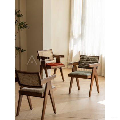 Chandigarh Chair History - scene