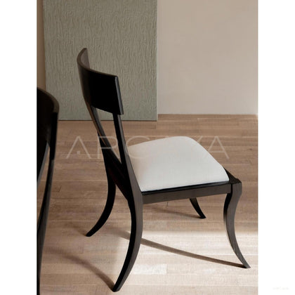 Hera Curved Chair - scene