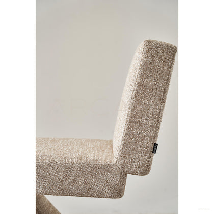 Zigzag Chair Rietveld Tribute - scene