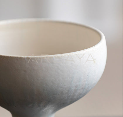 Dadan Light Blue Flow Pattern Vase - scene