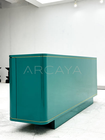Curved Lacquered Storage Sideboard - scene