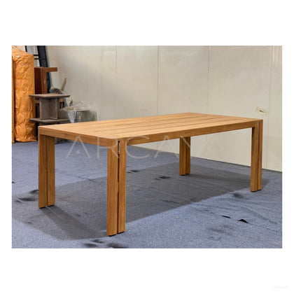 Teak Outdoor Dining Set Courtyard - scene