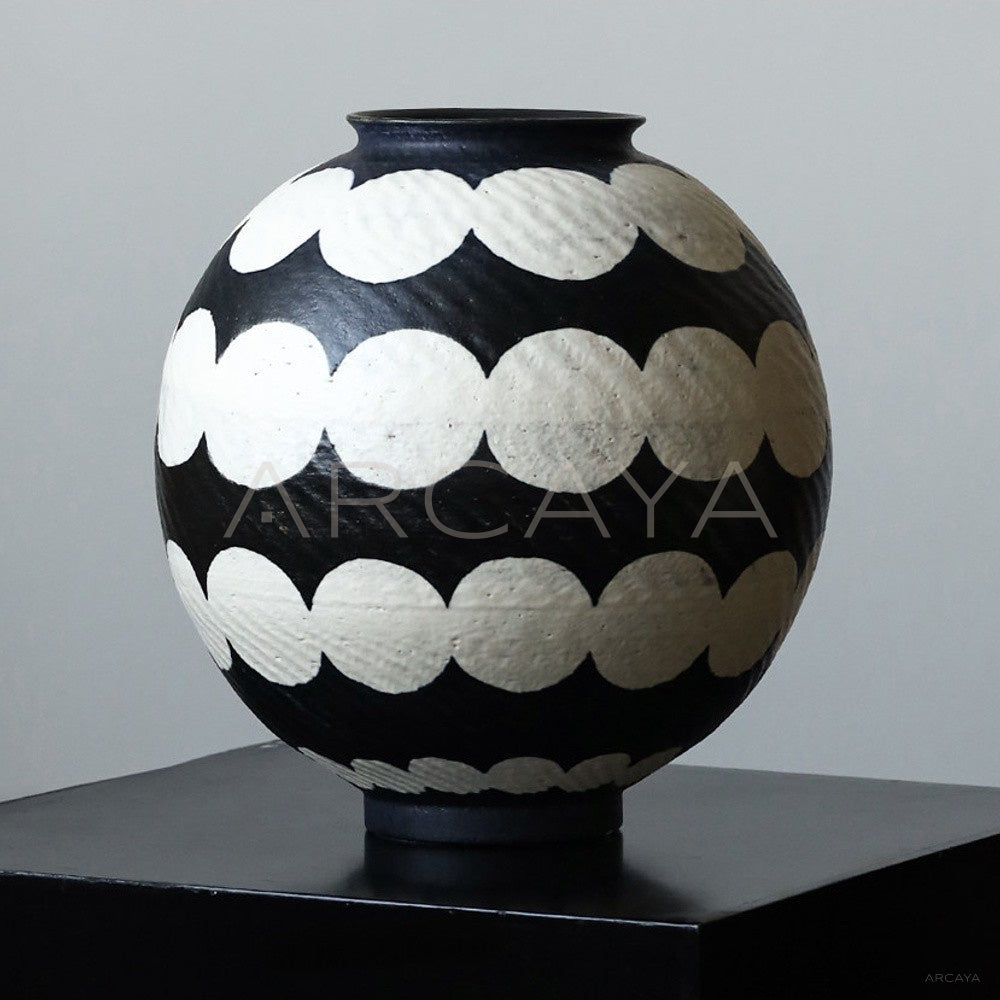 Dadan Hand Painted Large Ceramic Vase - main