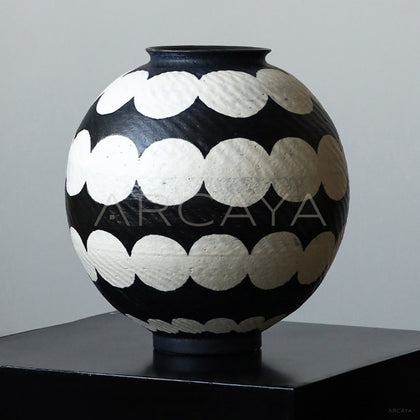 Dadan Hand Painted Large Ceramic Vase - main