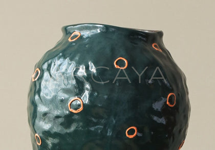 Dadan Jingdezhen Handmade Tabletop Vase - scene