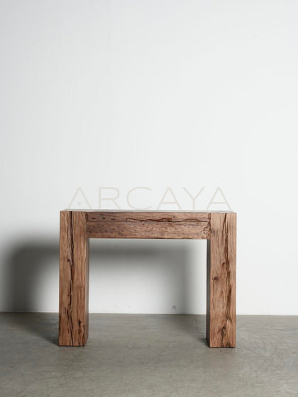 Wabi Sabi Oak Entryway Console - scene