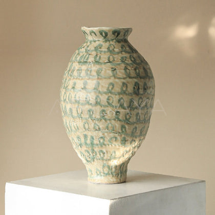 New Chinese Jingdezhen Art Vase - main