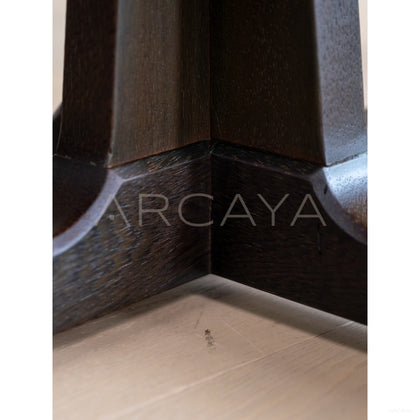 Tenon Nexus Glass Table - scene
