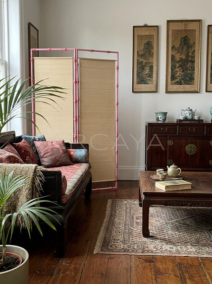 Versatile Home Folding Screen - scene