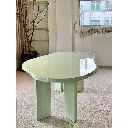 Spring Mist Cloud Round Table - scene